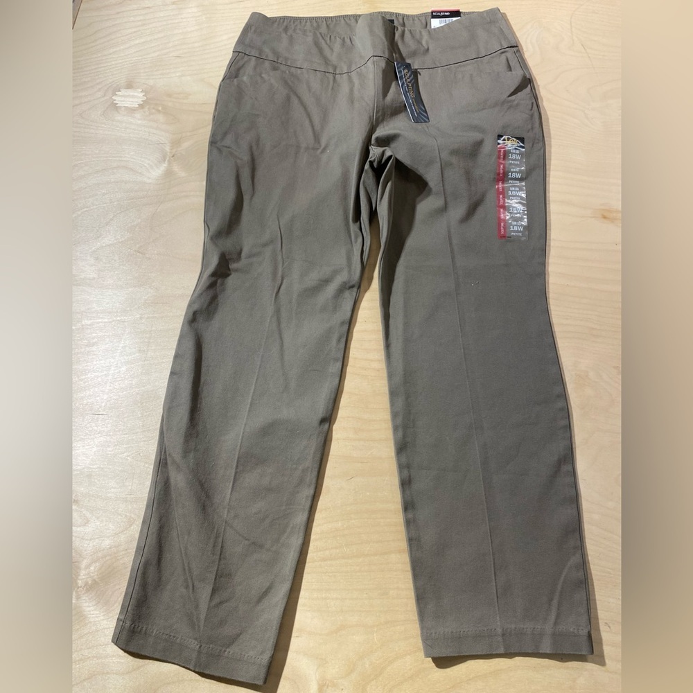 Lee Plus Slim Fit Slim Leg Mis Rise Pants 18W (NQ) - Picture 5 of 11